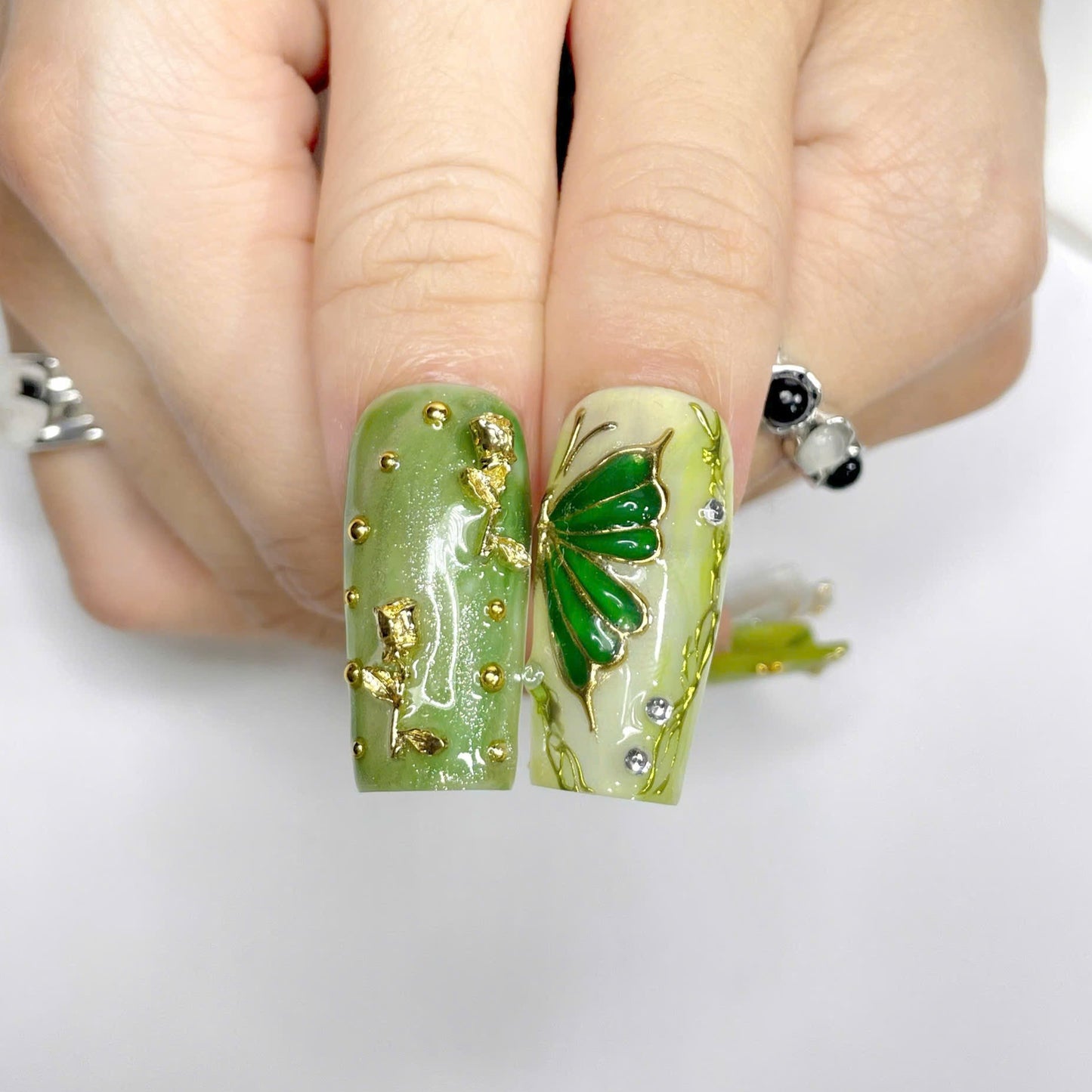Lime Butterfly Breeze AR00004