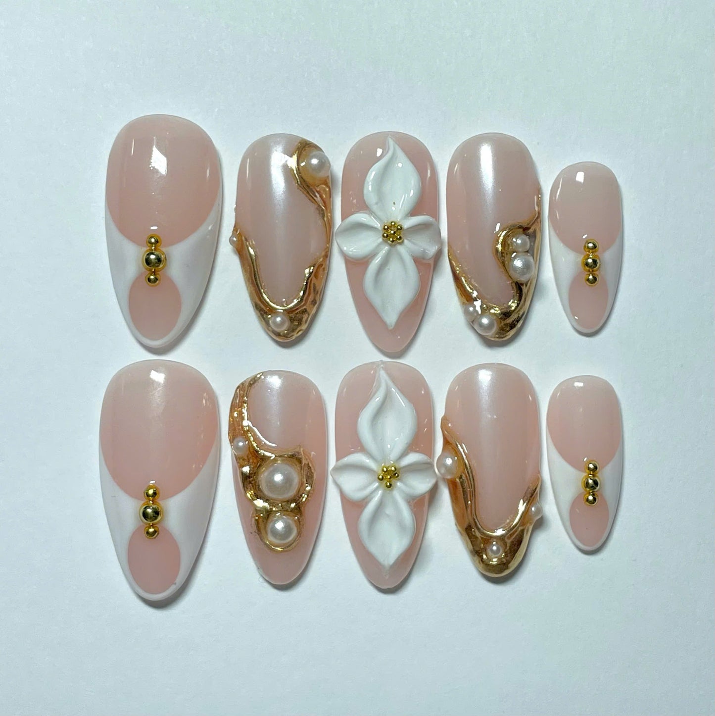 Pearl & Gold Elegance AR00029