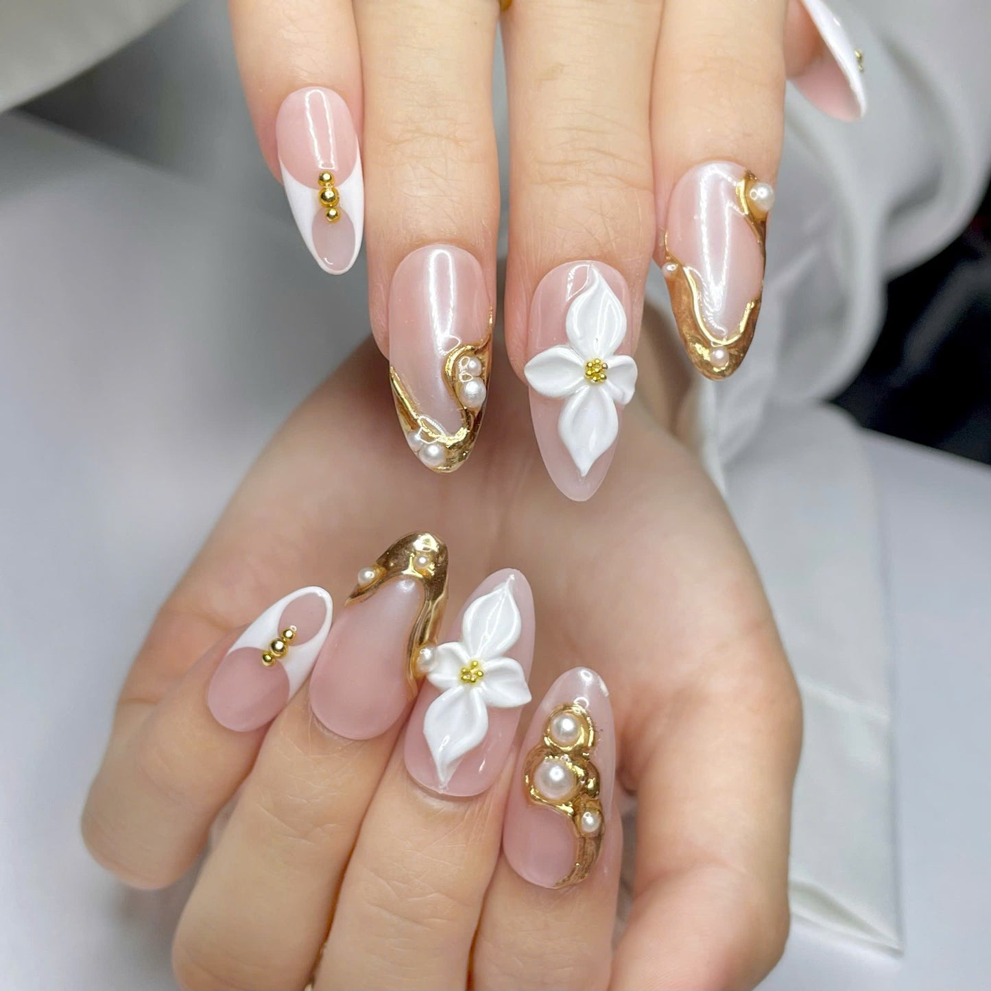 Pearl & Gold Elegance AR00029