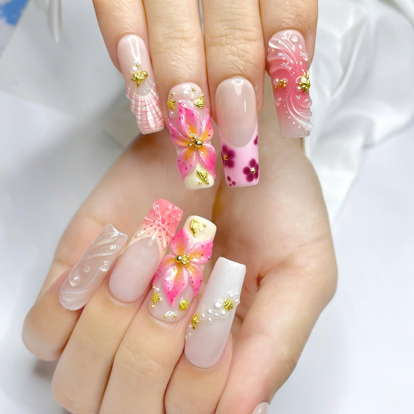 Blossoms Accents AR00007